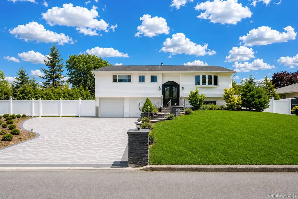 3 Katonah Place Dix Hills NY 11746