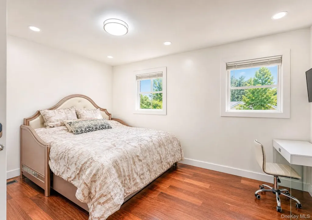 3 Katonah Place Dix Hills NY 11746