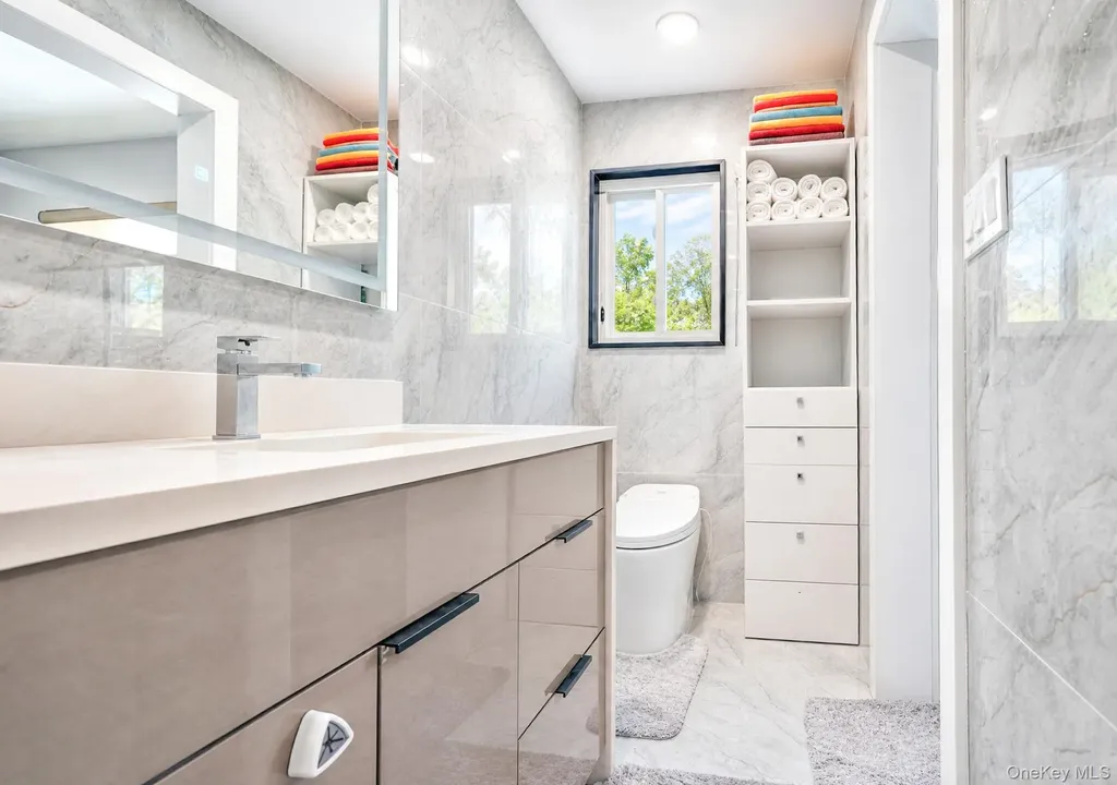 3 Katonah Place Dix Hills NY 11746