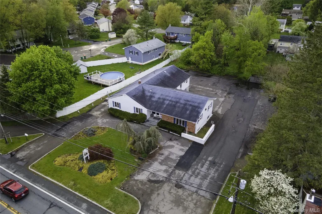 1283 Hopewell Avenue Fishkill NY 12524