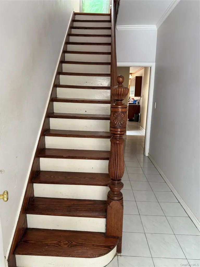 1871 Matthews Avenue Bronx NY 10462