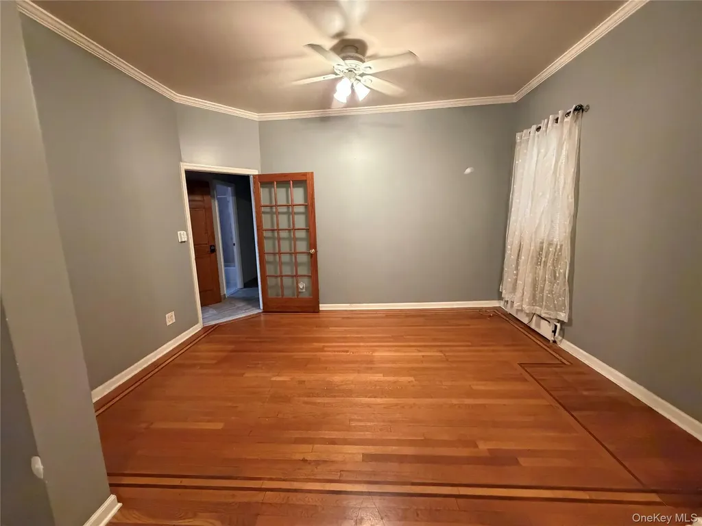 1871 Matthews Avenue Bronx NY 10462