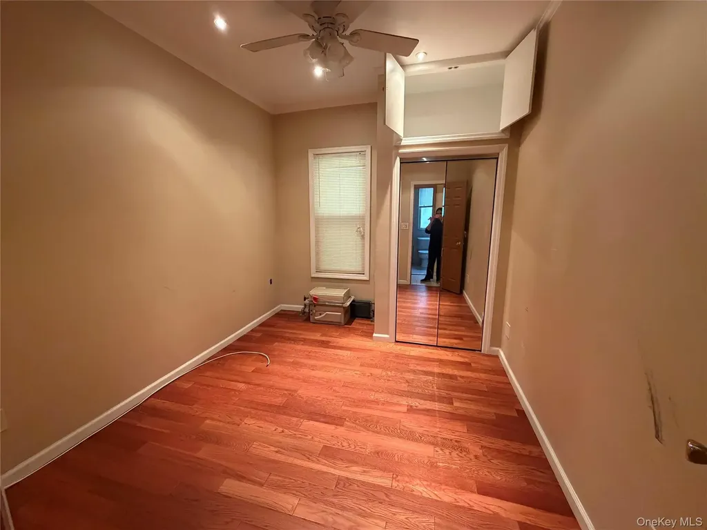 1871 Matthews Avenue Bronx NY 10462