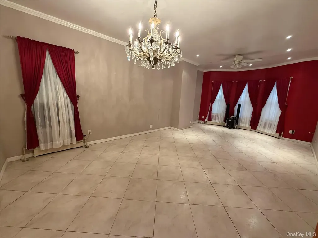 1871 Matthews Avenue Bronx NY 10462