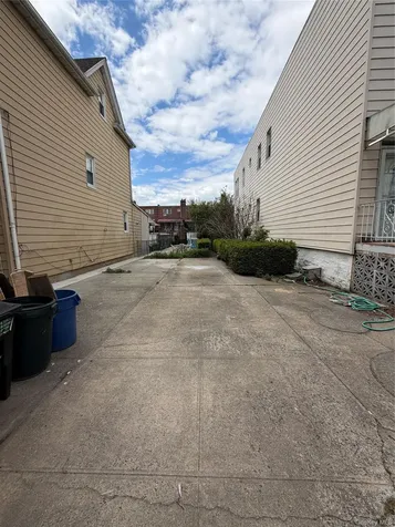 1871 Matthews Avenue Bronx NY 10462