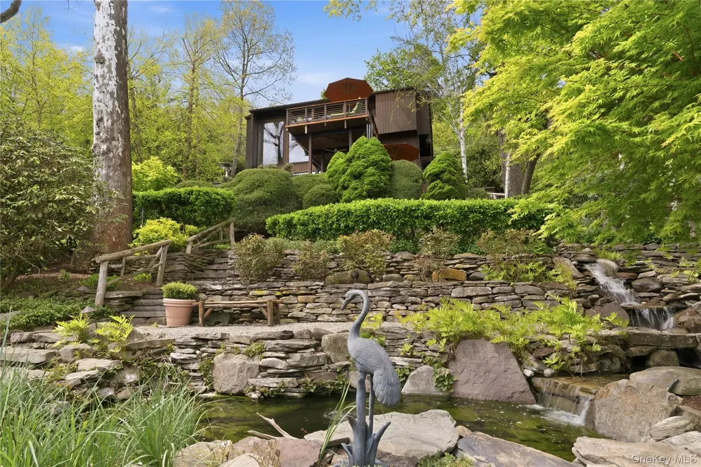 893 Route 9w S Nyack NY 10960