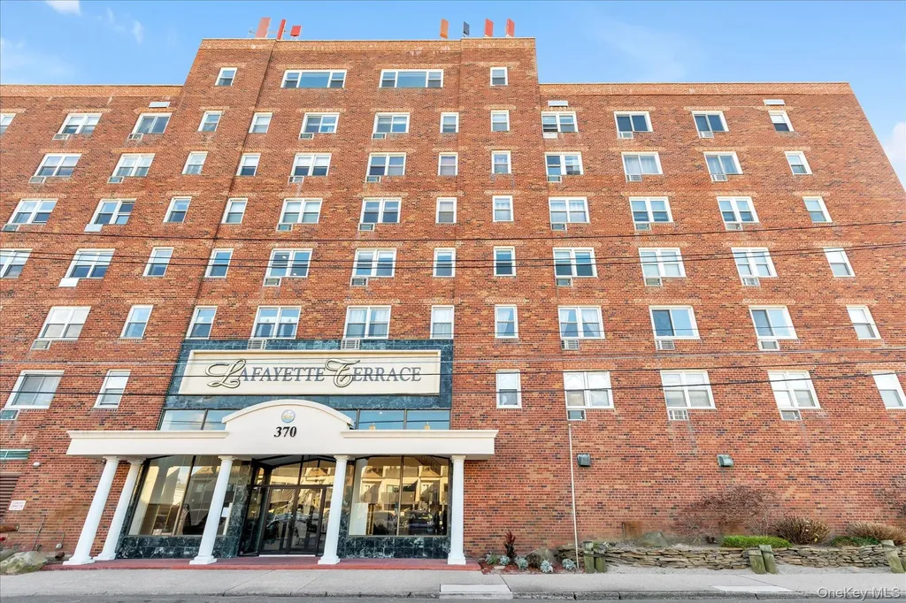 370 W Broadway Long Beach NY 11561