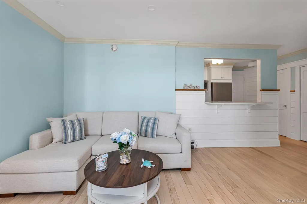 370 W Broadway Long Beach NY 11561
