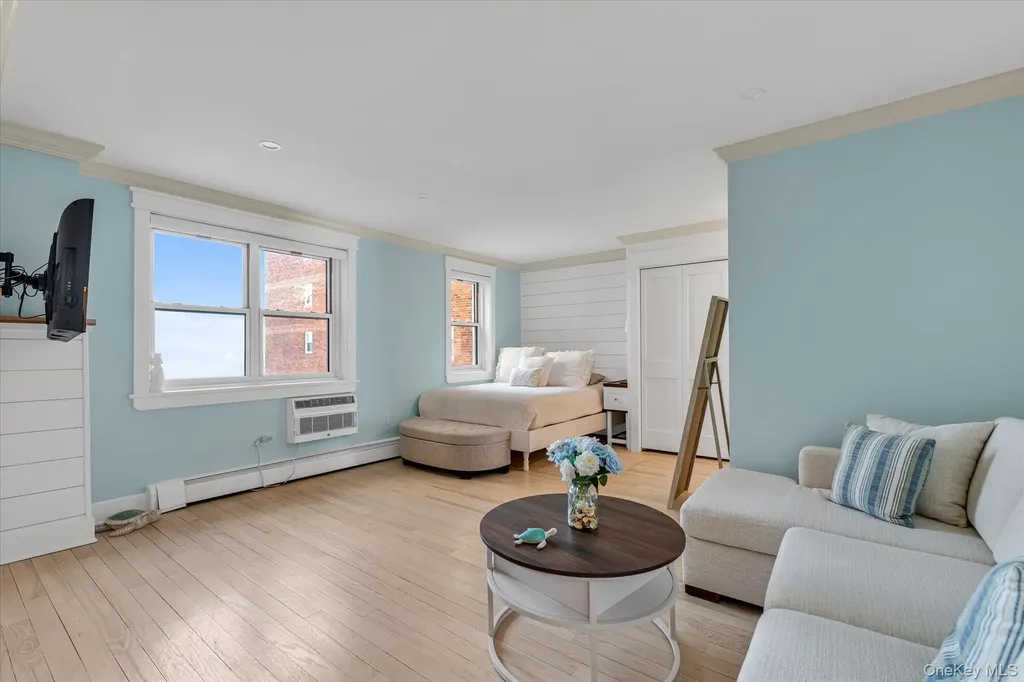 370 W Broadway Long Beach NY 11561