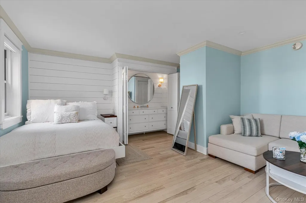 370 W Broadway Long Beach NY 11561