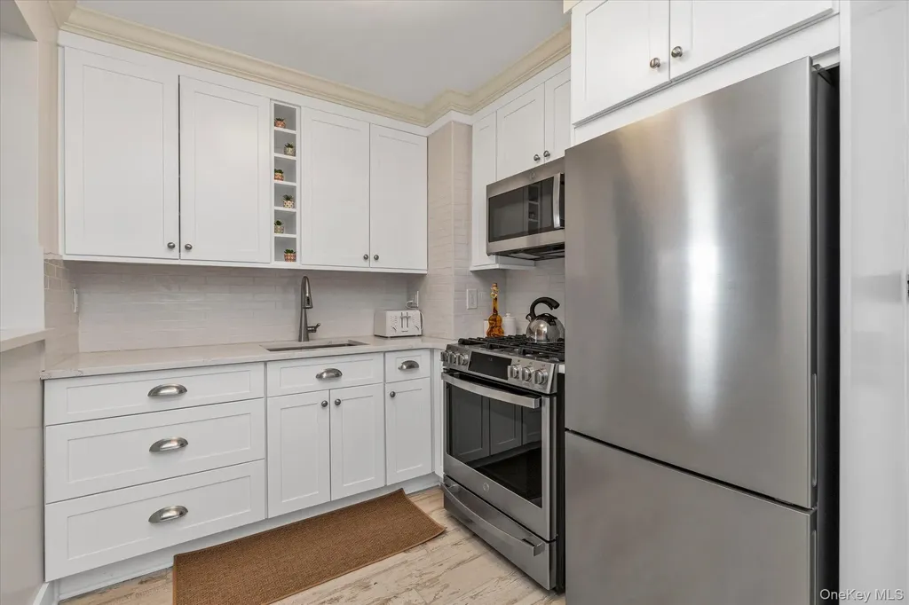 370 W Broadway Long Beach NY 11561