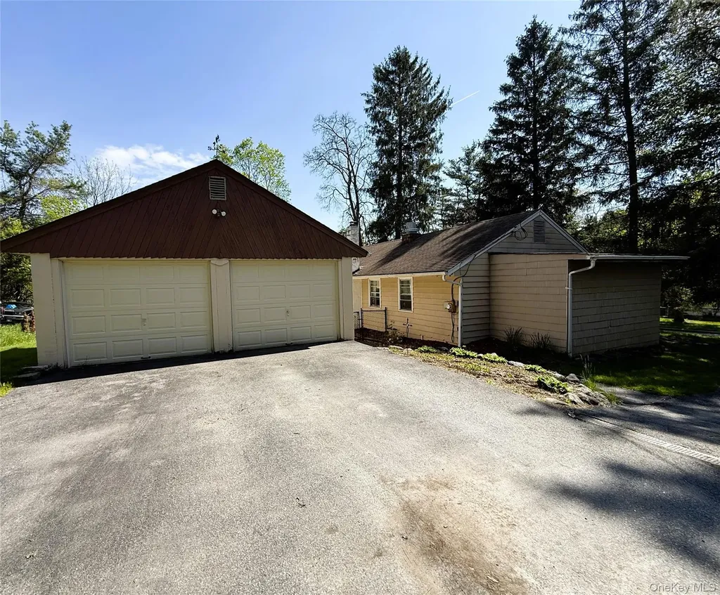 22 Archer Drive Monroe NY 10950