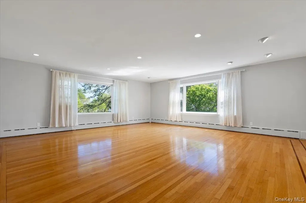 35 Gordon Place Scarsdale NY 10583
