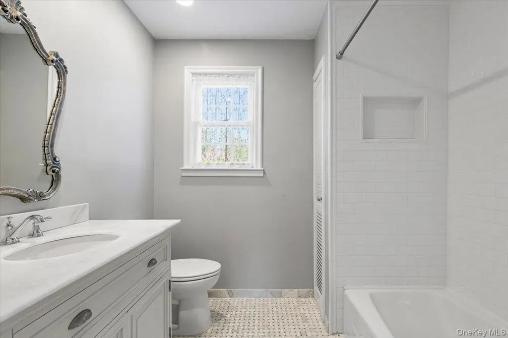 35 Gordon Place Scarsdale NY 10583