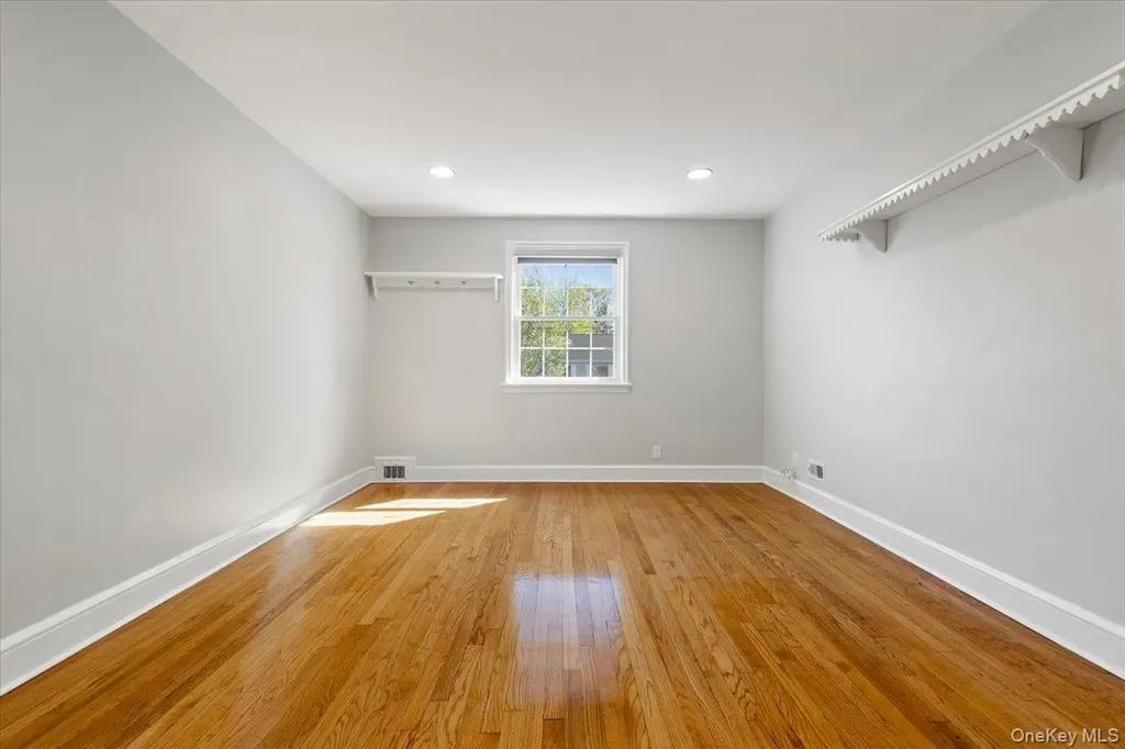 35 Gordon Place Scarsdale NY 10583