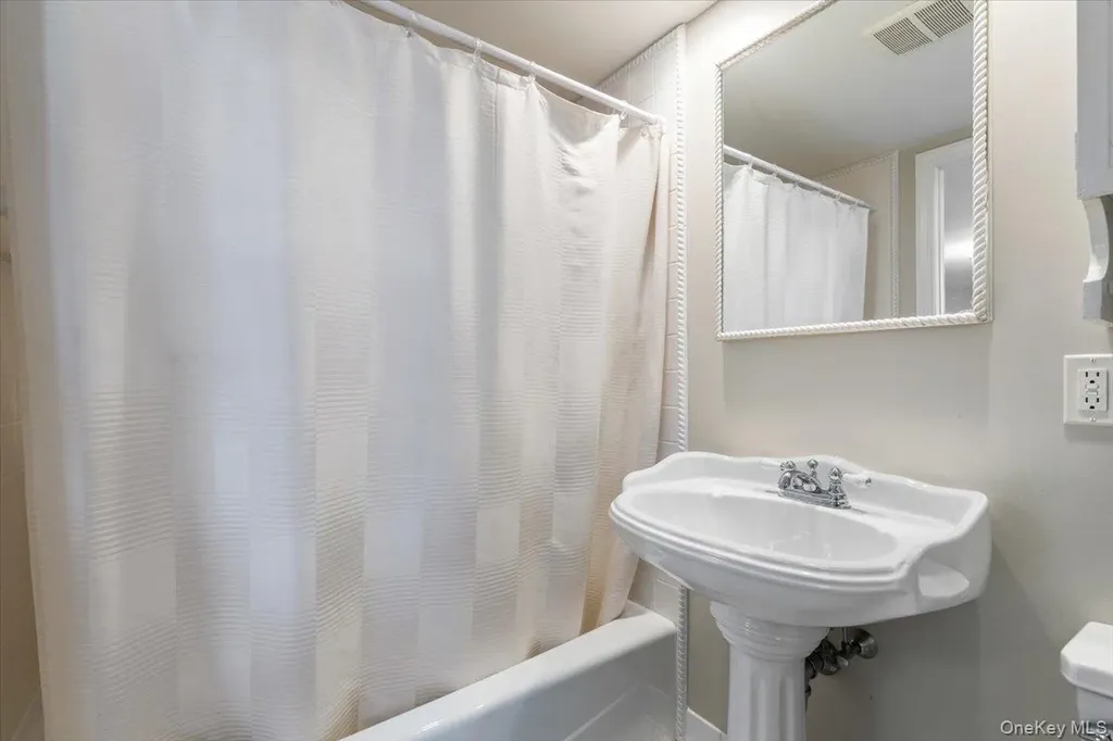 35 Gordon Place Scarsdale NY 10583