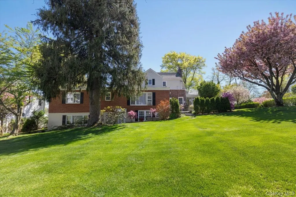 35 Gordon Place Scarsdale NY 10583