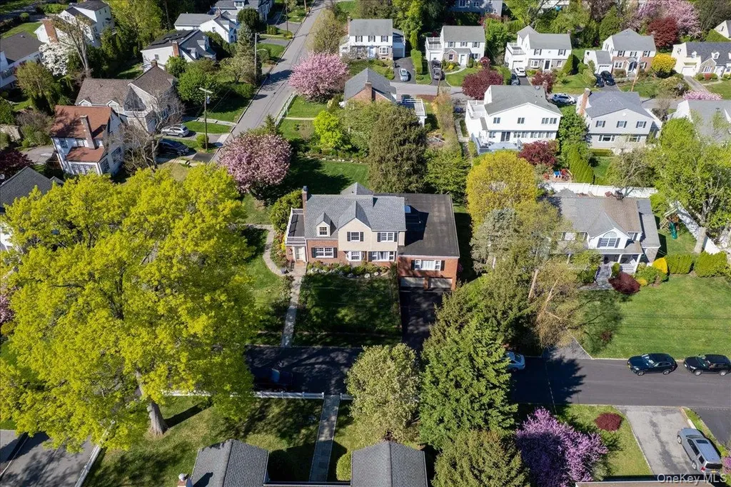 35 Gordon Place Scarsdale NY 10583