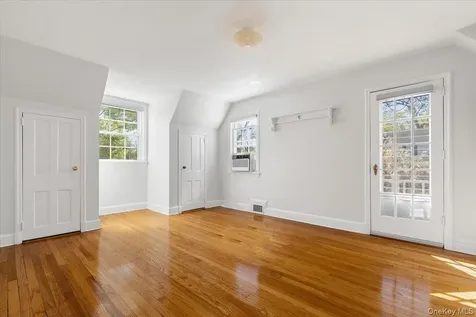 35 Gordon Place Scarsdale NY 10583