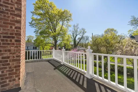 35 Gordon Place Scarsdale NY 10583