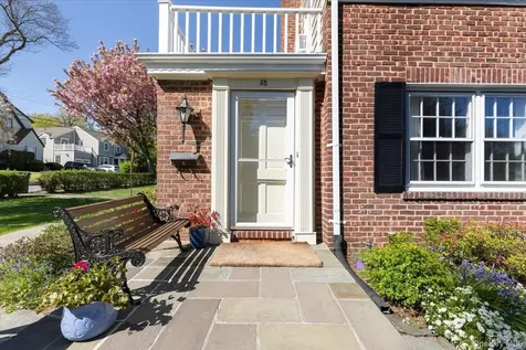 35 Gordon Place Scarsdale NY 10583