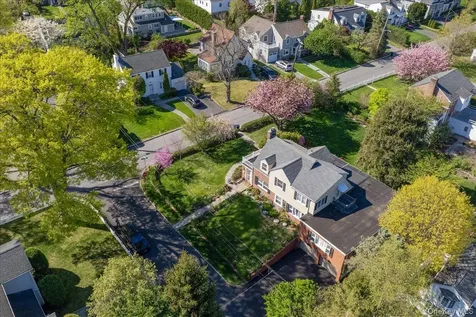 35 Gordon Place Scarsdale NY 10583