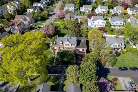 35 Gordon Place Scarsdale NY 10583