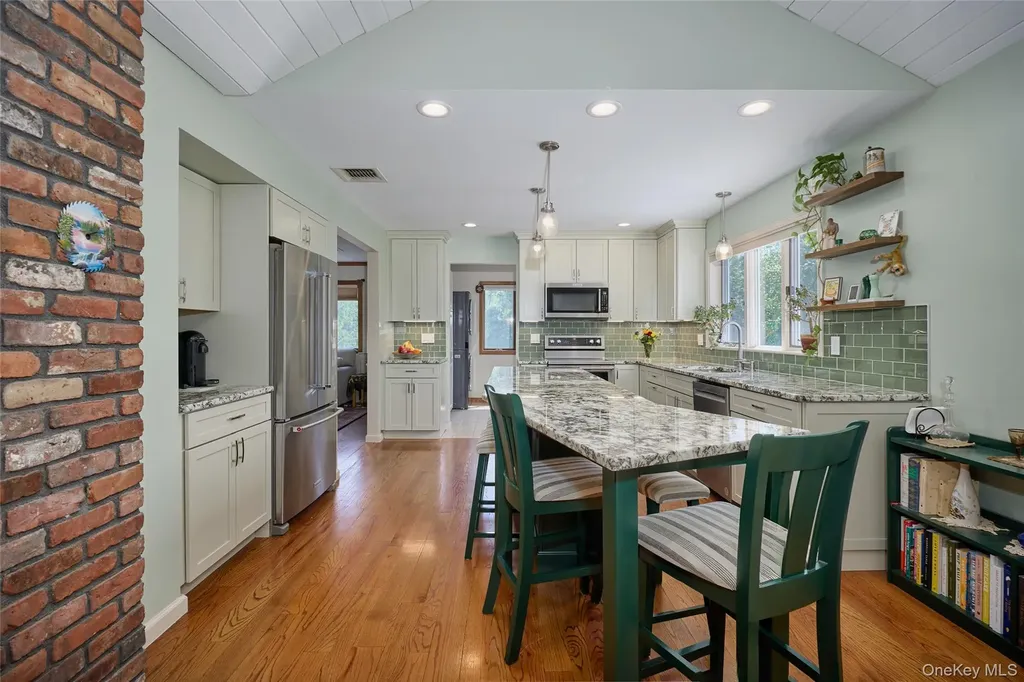 125 Smith Road Pleasant Valley NY 12569