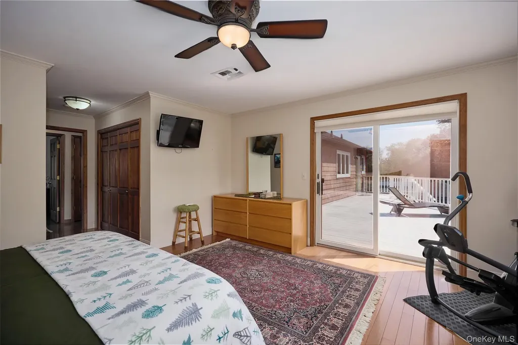 125 Smith Road Pleasant Valley NY 12569