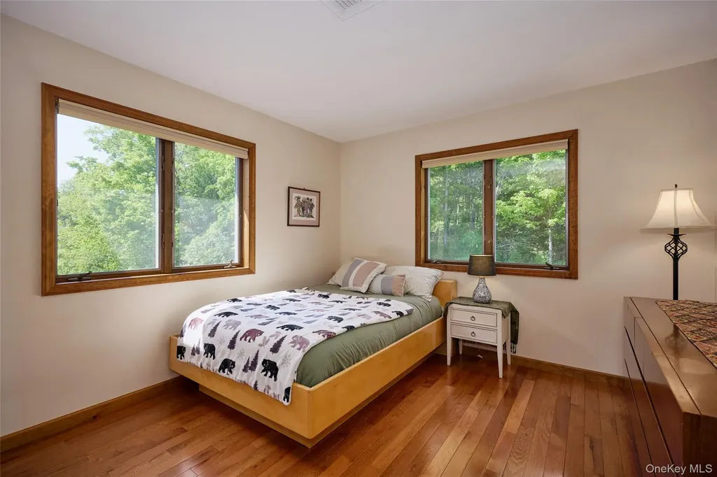 125 Smith Road Pleasant Valley NY 12569