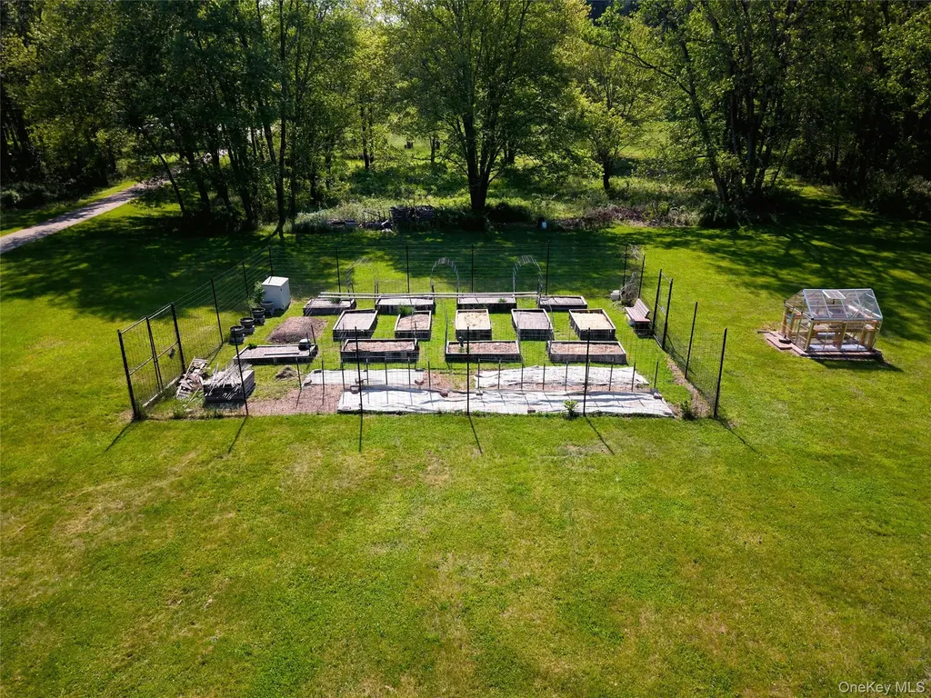 125 Smith Road Pleasant Valley NY 12569