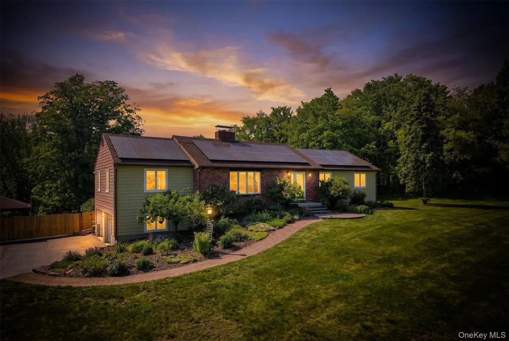 125 Smith Road Pleasant Valley NY 12569