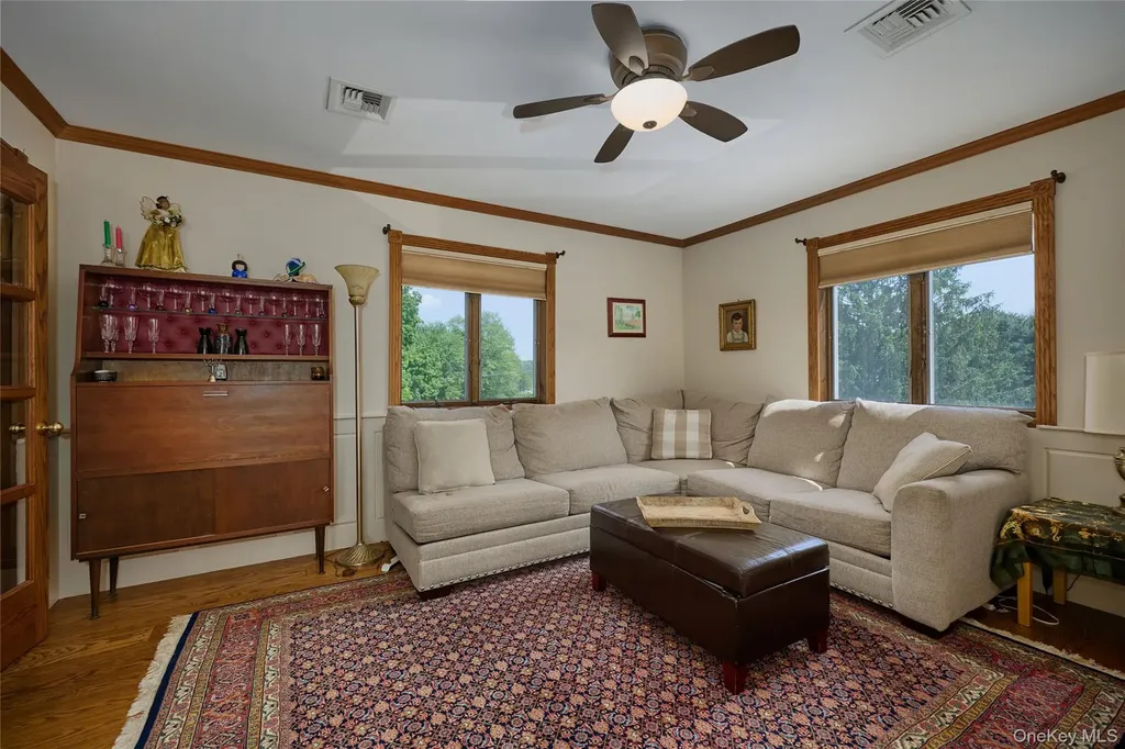 125 Smith Road Pleasant Valley NY 12569