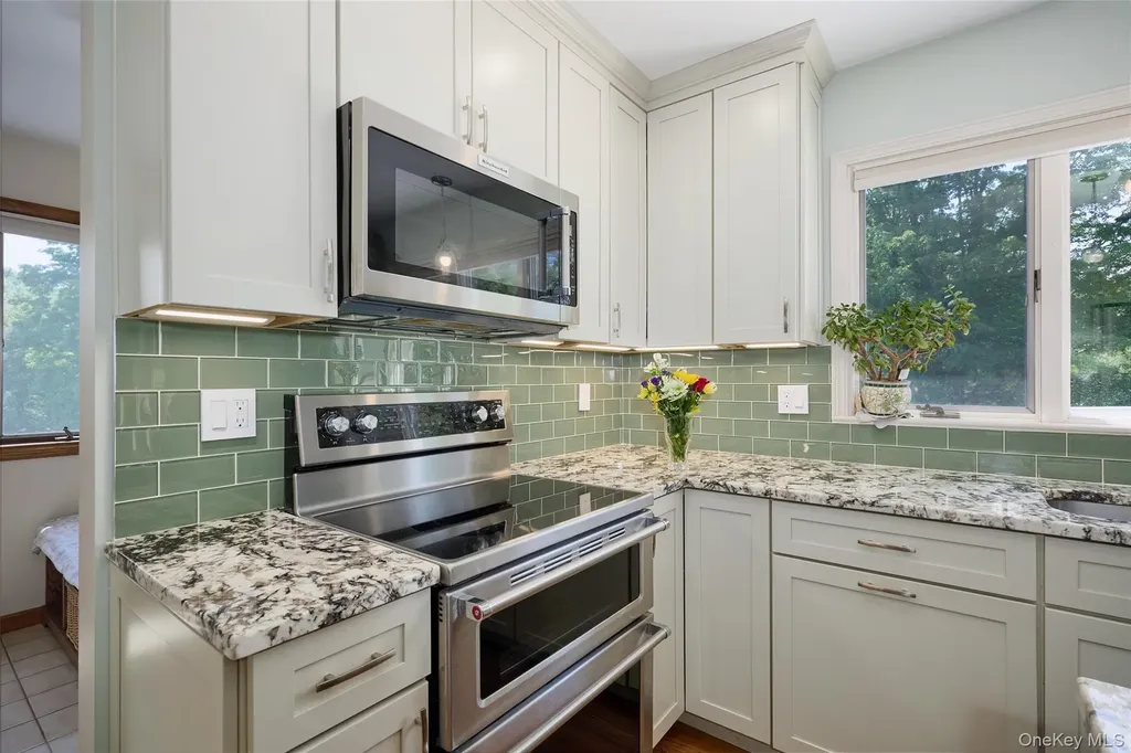 125 Smith Road Pleasant Valley NY 12569