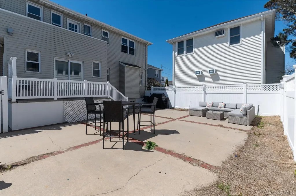 39 Troy Avenue East Atlantic Beach NY 11561