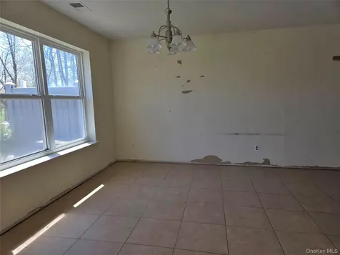 168 Hampton Vista Drive Manorville NY 11949
