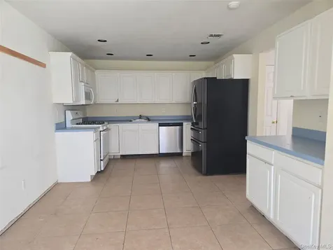 168 Hampton Vista Drive Manorville NY 11949