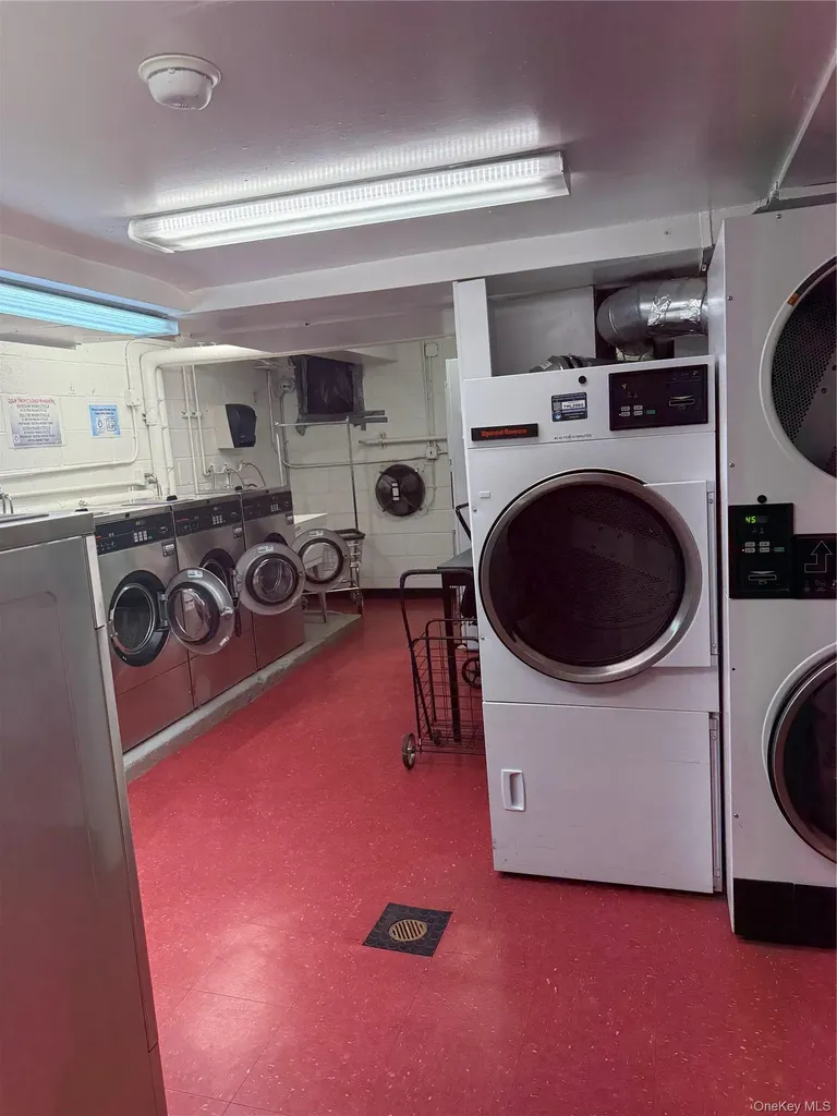 100 E Hartsdale Avenue E Hartsdale NY 10530