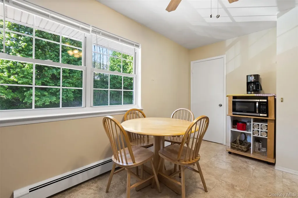 1840 Crompond Peekskill NY 10566