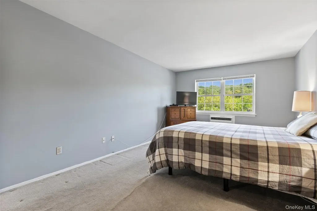 1840 Crompond Peekskill NY 10566