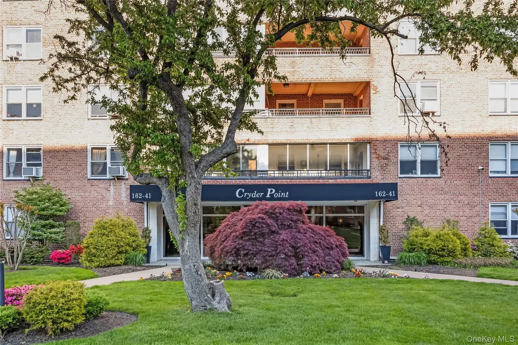 162-41 Powells Cove Boulevard Whitestone NY 11357
