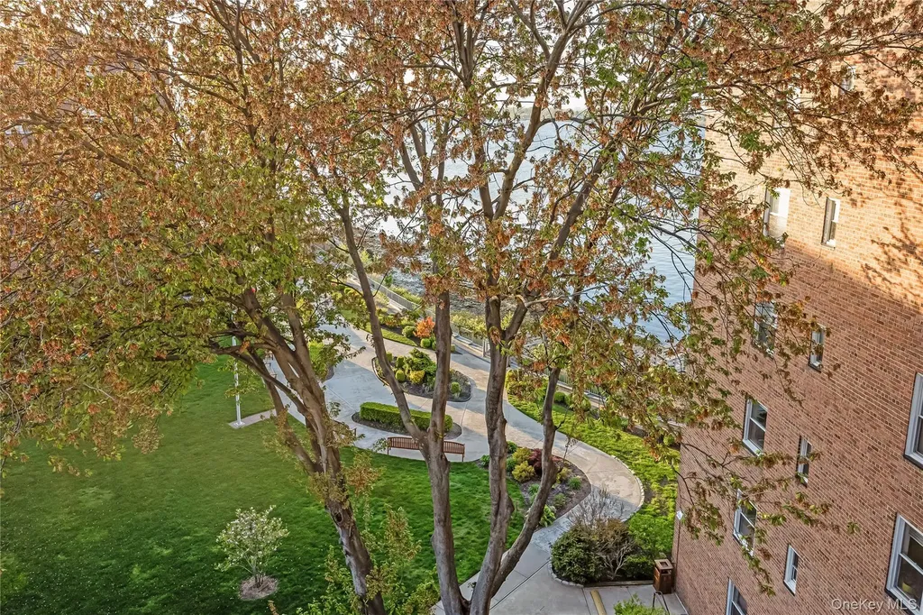 162-41 Powells Cove Boulevard Whitestone NY 11357