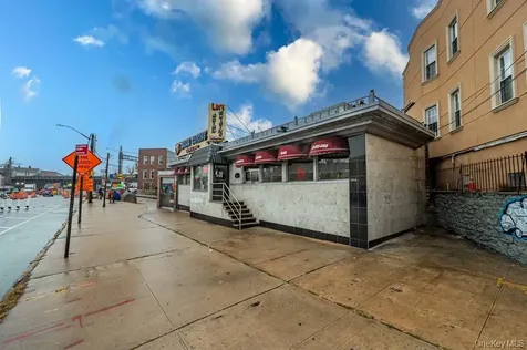 1506 Bronxdale Avenue Bronx NY 10462