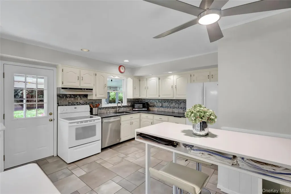 14 Archer Drive Stony Brook NY 11790