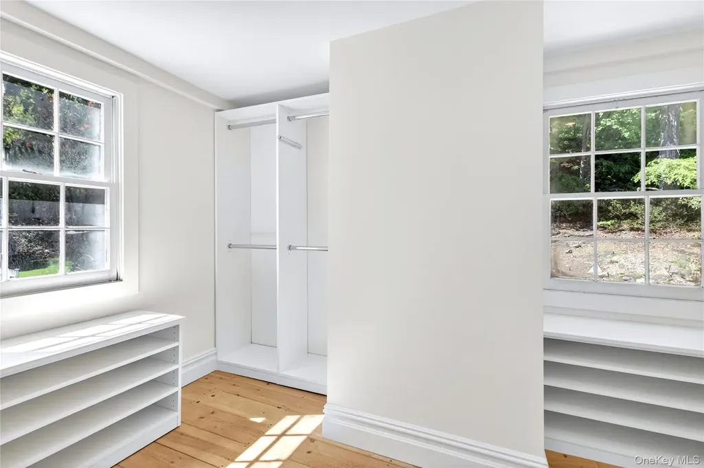 94 Main Street Roslyn NY 11576