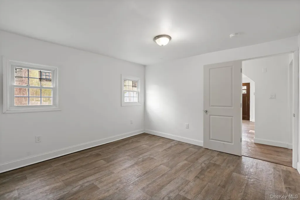 637 Violet Avenue Hyde Park NY 12538
