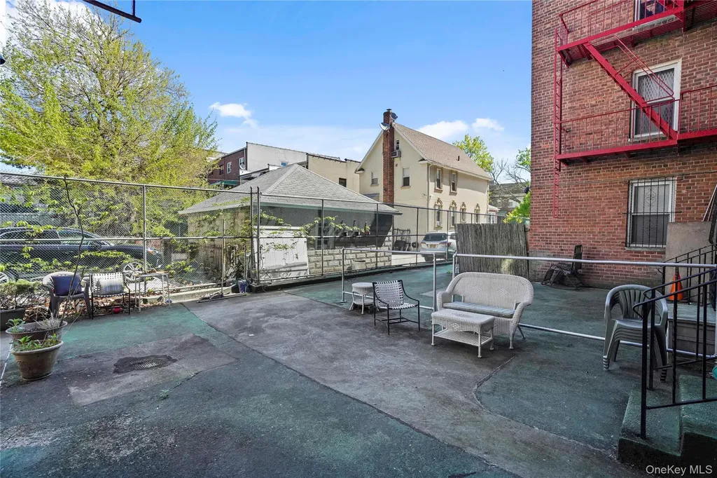 63-11 Queens Boulevard Woodside NY 11377