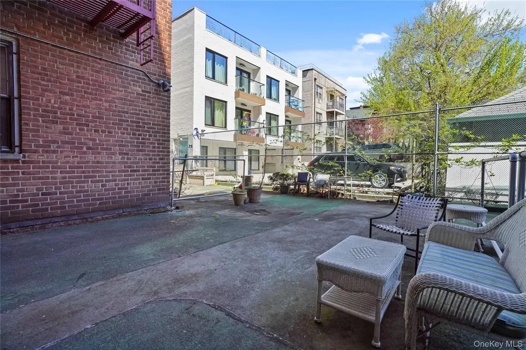 63-11 Queens Boulevard Woodside NY 11377