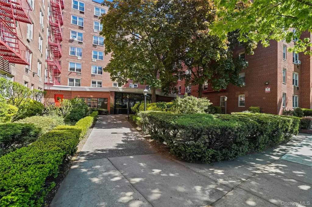 63-11 Queens Boulevard Woodside NY 11377