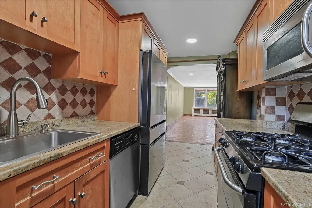 63-11 Queens Boulevard Woodside NY 11377